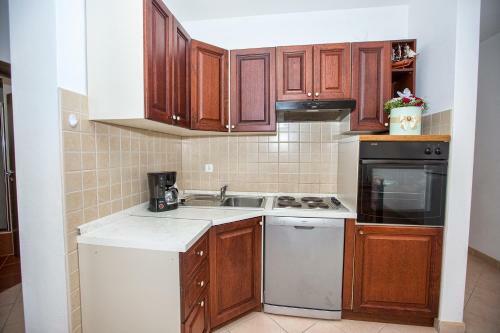 Apartamento Ferienhaus Elena, Karlobag