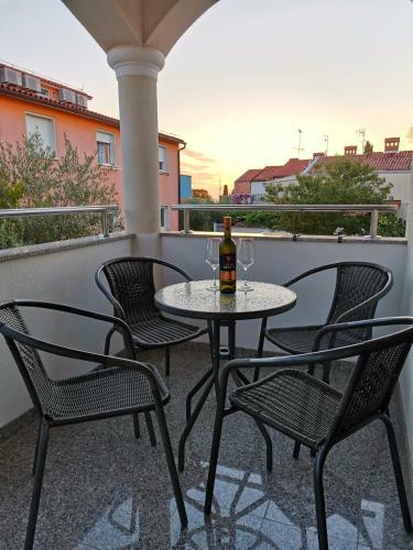 Apartment Leona