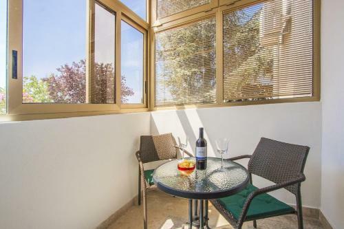 Lovely Terrace Apartment