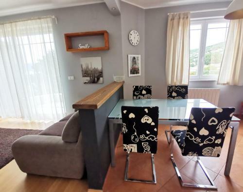 Leun 2 Apartmani Kostrena