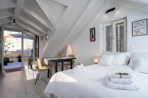 Apartamentos The Renaissance