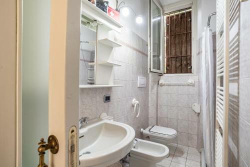 Apartamento Roomy '900 House Surrounded By Greenery With Parking!
