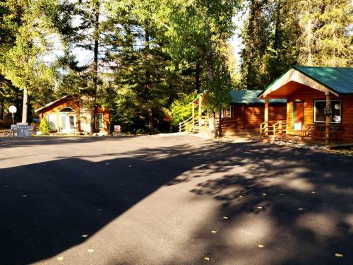Riverfront Motel