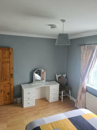 Connemara Stay With Nearby Beach & Amenities