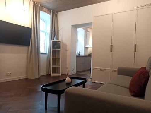 Gates Of Dawn Apartment In Old Town