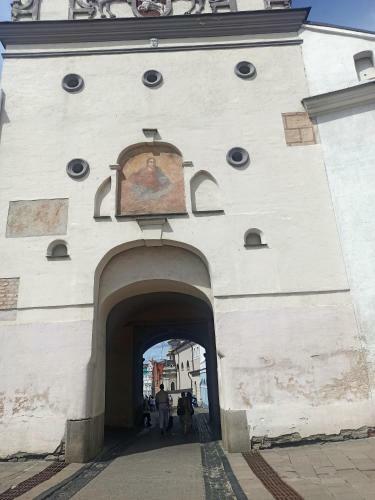 Gates Of Dawn Apartment In Old Town