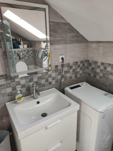 Home Apartman Sale