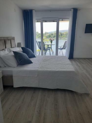 Hostal Lago D'argento Sobe