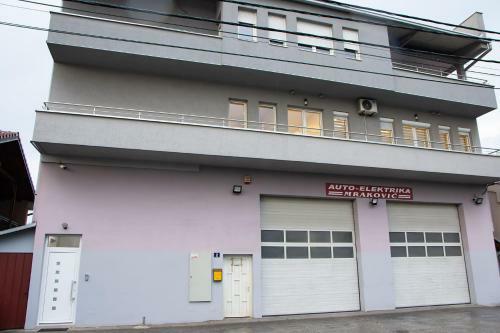 Jana Apartmani