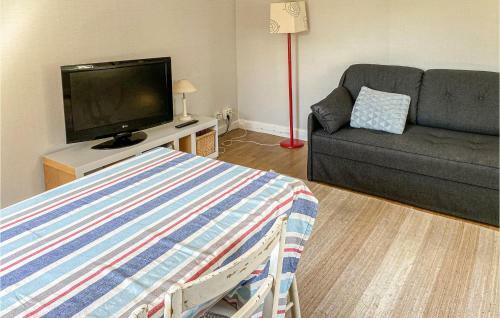 Awesome Home In Glommen With Wifi And 2 Bedrooms