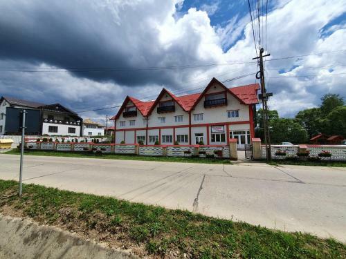Hostal Pensiune Restaurant Cosna
