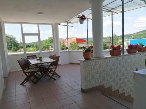Hostal Pensiunea Cezara