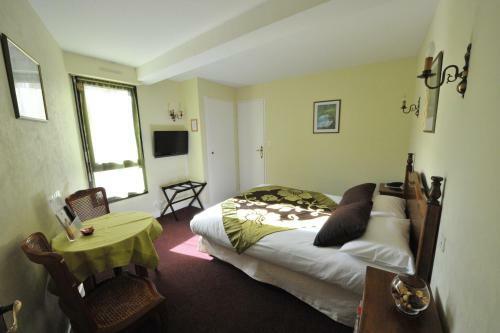 Hotel La Chaumi�re Roz-aven
