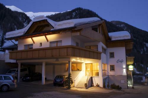 Bed & Breakfast Cafe Schneider