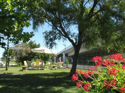 Hotel Garn� Da Vito