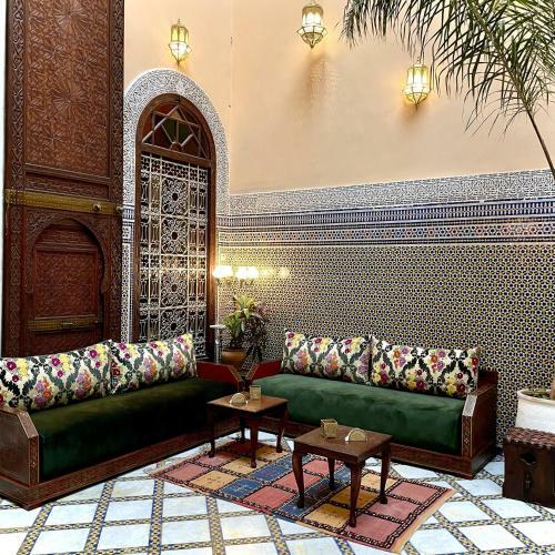 Riad Moulaydriss Et Giacomo