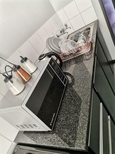 Lovely Bachelor Apartment With Free Outdoor Parking