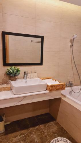 Apartamento C?n H? Flc Sea Tower Quy Nh?n