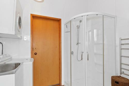 Riverview Retreat - Cooks Beach Holiday Home