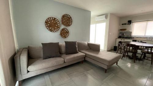 Apartamento A Pie de Playa En Zona Dorada A 5 Min de Malec�n - H1