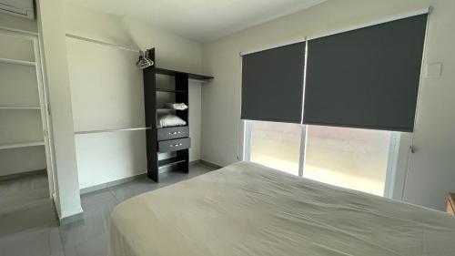 Apartamento A Pie de Playa En Zona Dorada A 5 Min de Malec�n - H1