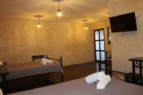 Hotel El Descanso Barrio Del Artista