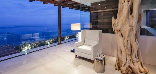 New Oceanfront Luxury Villa In Puerto Vallarta