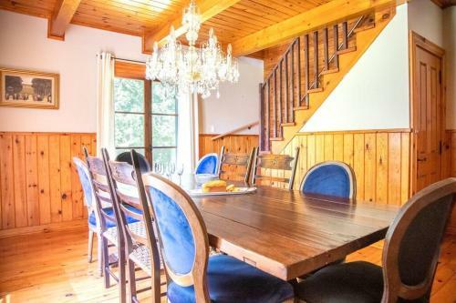 Villa Chic Antique, Bord de Lac � 30 Min de Tremblant