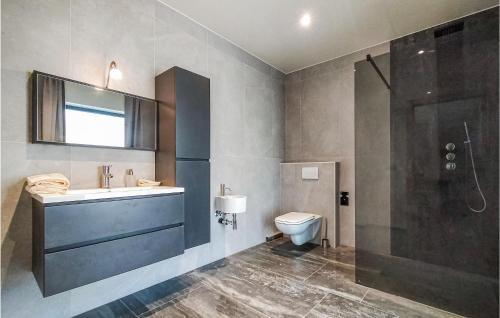 Stunning Home In Knesselare With 3 Bedrooms