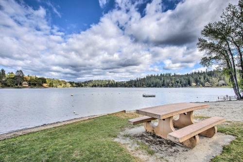 Stunning Groveland Home With Outdoor Kitchen!