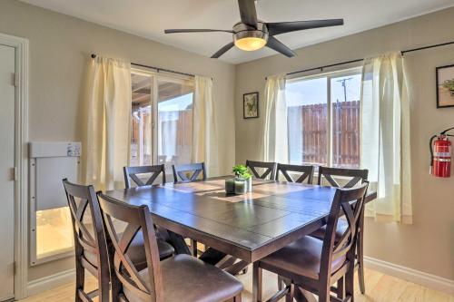Joshua Tree Escape With Private Yard And Hot Tub!