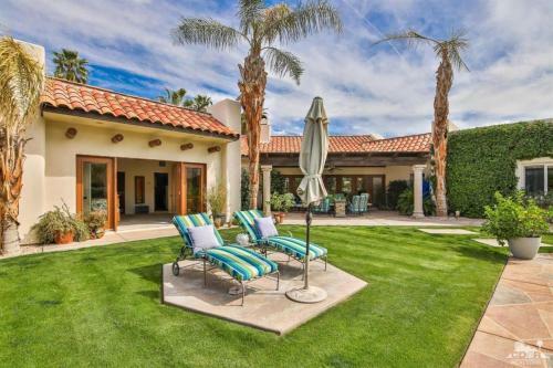 Laquinta Escape