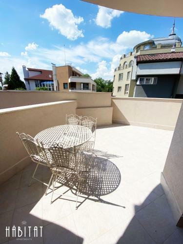 Habitat Central Apartment