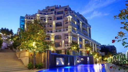 La Mer Luxury Apartments