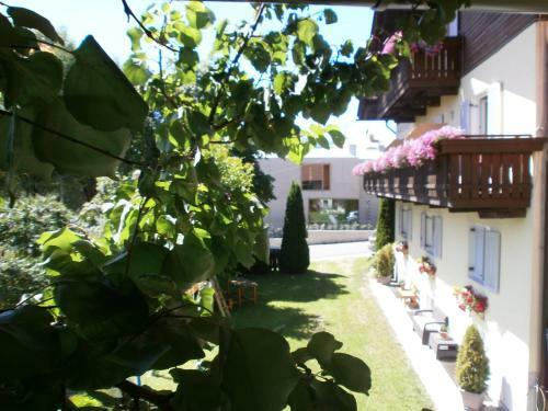 Hostal Garni Hattlerhof B&B