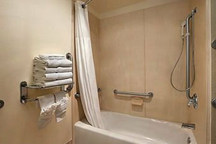 Hotel Ramada Williams