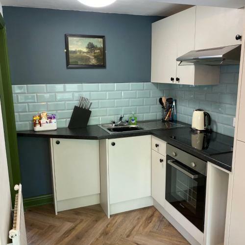 The Bolthole @ Bowness - Cosy 1 Bed Apartment