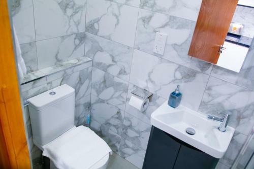 Apartamento City Road Birmingham Studios From Oofy With En-suites