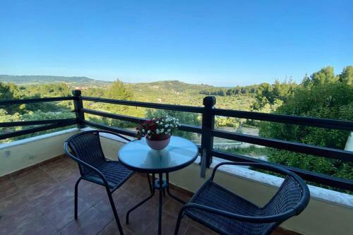 Villa Luxurious 3-bdrm Maisonette With Sea Views