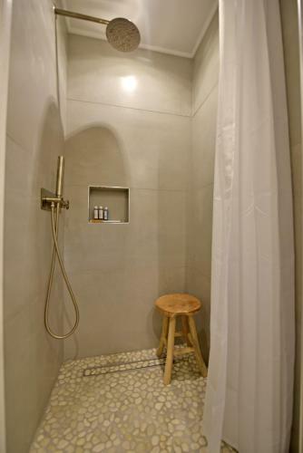 Hostal Estia Hydra