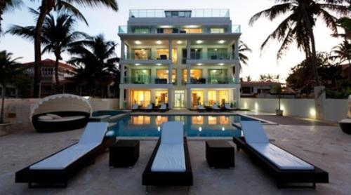 Aparthotel Watermark Luxury Oceanfront Residences