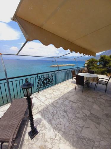 Ekie Apartment 2 With Sea View