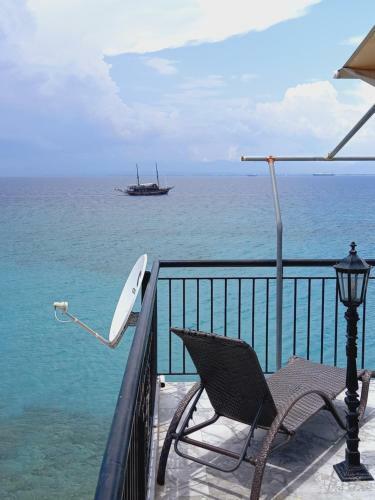 Ekie Apartment 2 With Sea View
