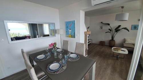 Divine View Apartma