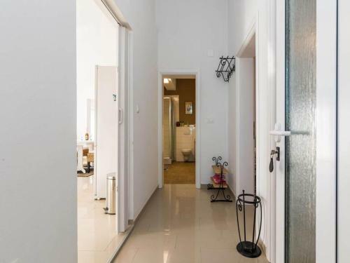 Tranquil Apartment In Podlug With Balcony And Garden