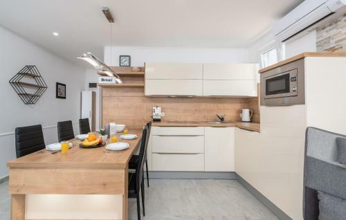 Soho Beach - Deluxe Apartment