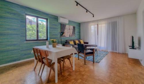 Apartments Valerian