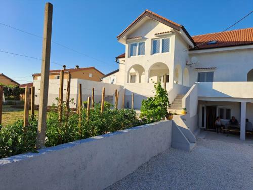 Apartamento Ema?s Olive Garden