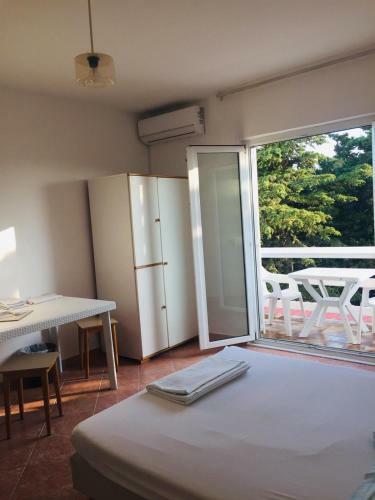 Apartment Paris Novalja