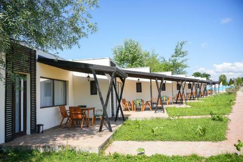 Bungalowuri "doi Cocosi "
